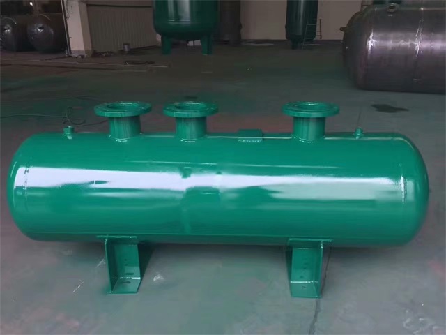 1679991473376569.jpeg 忻州忻州忻州蒸汽分气缸1.jpeg
